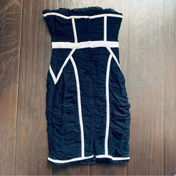 ASOS Vintage Black & Ivory Ruche Bodycon Strapless Cocktail/Wedding Guest Dress - Picture 4 of 10